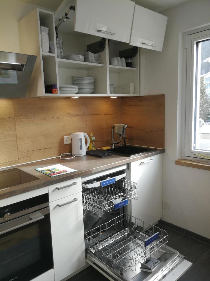 Haus Rhaetikon 1. Og, Links Lejlighed Davos Eksteriør billede